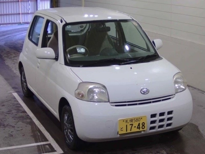 DAIHATSU ESSE