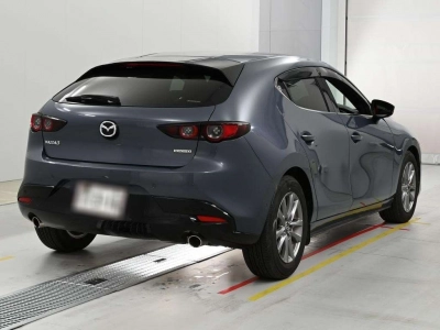 MAZDA MAZDA3 FASTBACK