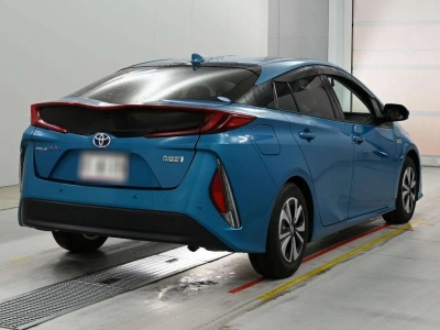 TOYOTA PRIUS PHV