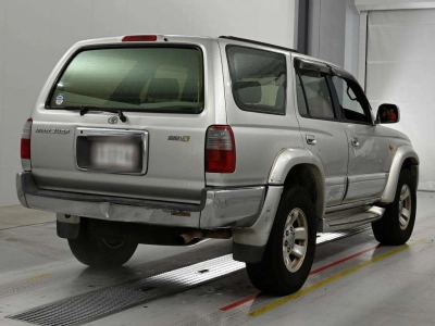 TOYOTA HILUX SURF