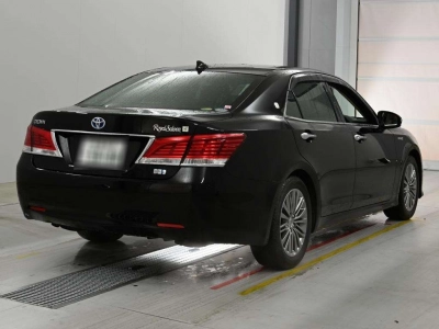 TOYOTA CROWN HYBRID
