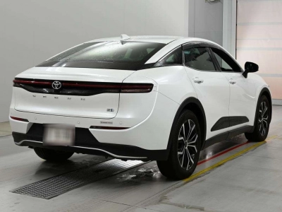 TOYOTA CROWN CROSSOVER
