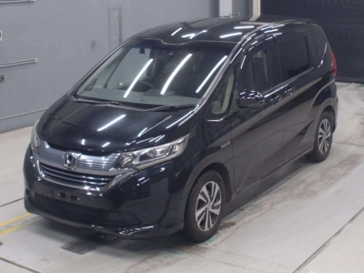 HONDA FREED + HYBRID