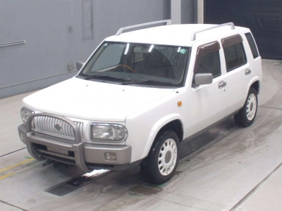 NISSAN RASHEEN