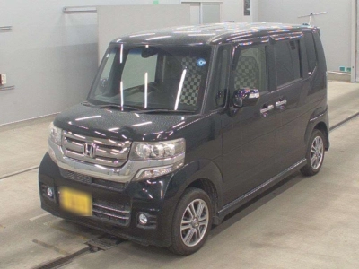 HONDA N BOX CUSTOM