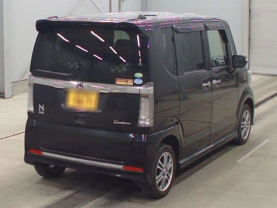 HONDA N BOX CUSTOM
