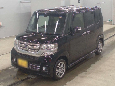 HONDA N BOX CUSTOM