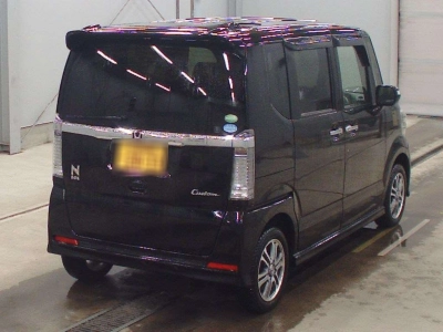 HONDA N BOX CUSTOM