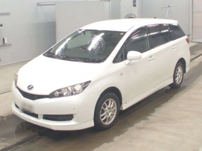 TOYOTA WISH