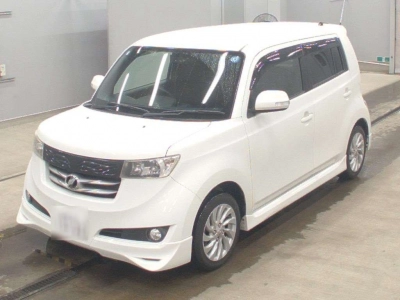 TOYOTA BB
