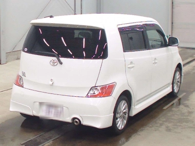 TOYOTA BB