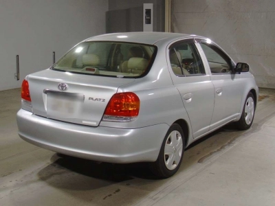 TOYOTA PLATZ