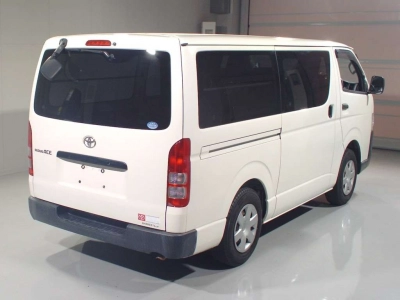TOYOTA REGIUS VAN