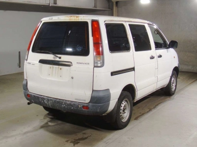 TOYOTA TOWN ACE VAN