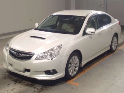 SUBARU LEGACY B4