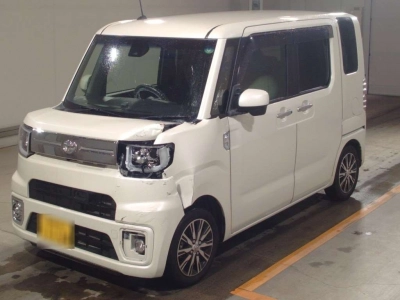 TOYOTA PIXIS MEGA