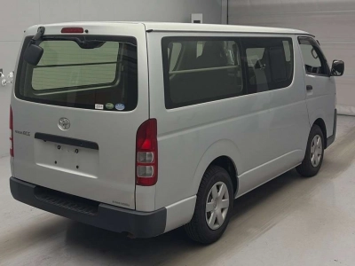 TOYOTA REGIUS VAN