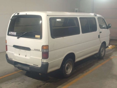 TOYOTA HIACE VAN