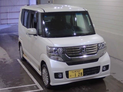 HONDA N BOX CUSTOM