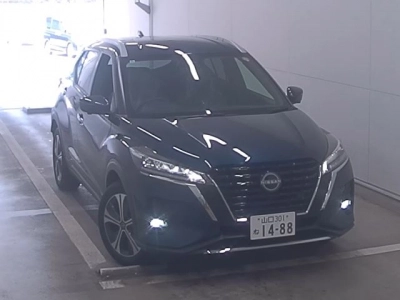 NISSAN KICKS