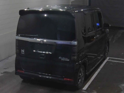 HONDA N BOX CUSTOM