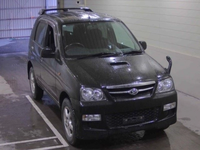 DAIHATSU TERIOS KID