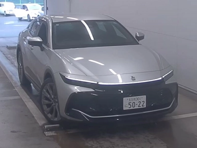 TOYOTA CROWN CROSSOVER