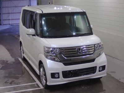 HONDA N BOX CUSTOM