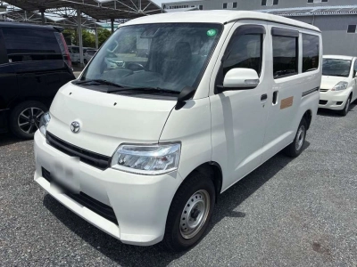 TOYOTA TOWN ACE VAN