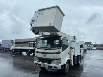 TOYOTA DYNA TRUCK