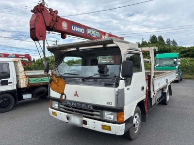 MITSUBISHI CANTER
