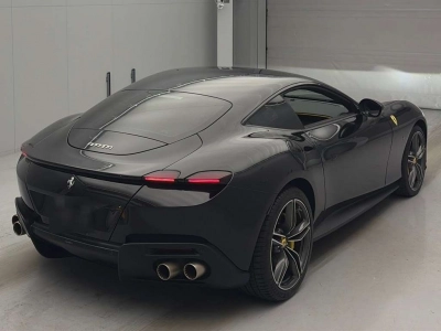 FERRARI ROMA