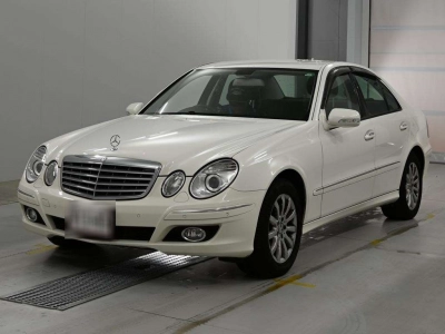 MERCEDES BENZ E CLASS