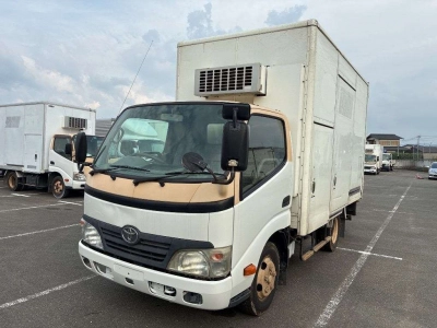 TOYOTA DYNA TRUCK