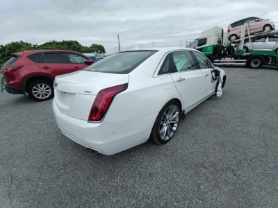 CADILLAC CT6