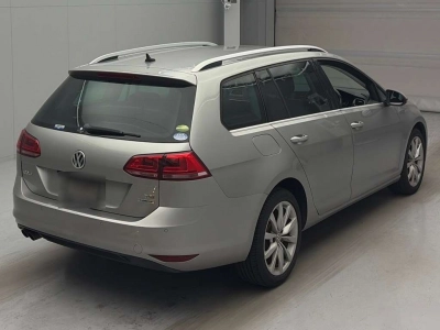 VOLKSWAGEN GOLF VARIANT