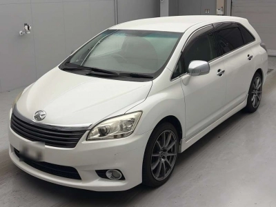 TOYOTA MARK X ZIO