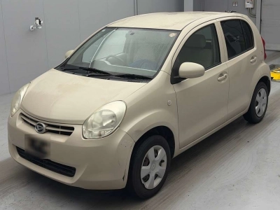 DAIHATSU BOON
