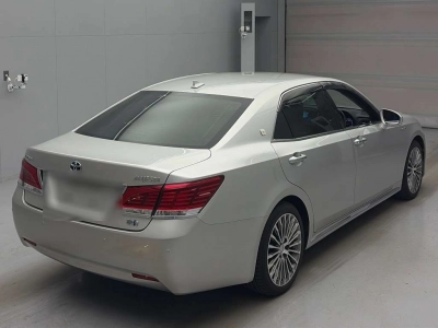 TOYOTA CROWN MAJESTA