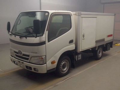 TOYOTA DYNA TRUCK