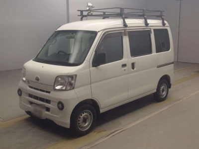 TOYOTA PIXIS VAN