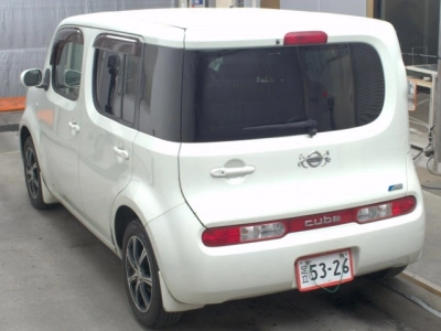NISSAN CUBE