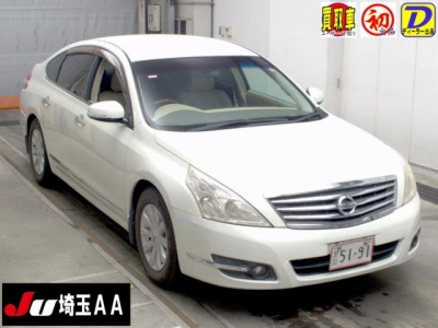 NISSAN TEANA