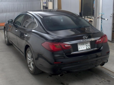 NISSAN FUGA