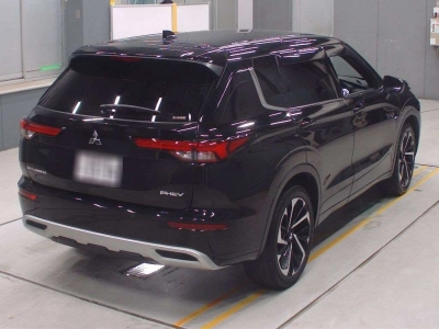 MITSUBISHI OUTLANDER PHEV