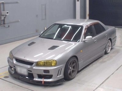 NISSAN SKYLINE