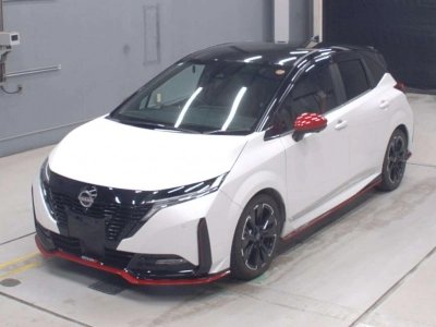 NISSAN AURA