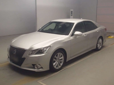 TOYOTA CROWN HYBRID