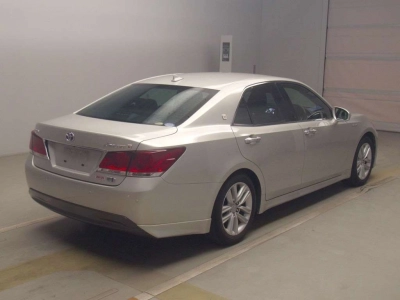 TOYOTA CROWN HYBRID