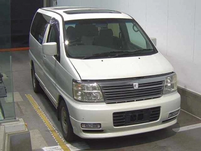 NISSAN ELGRAND